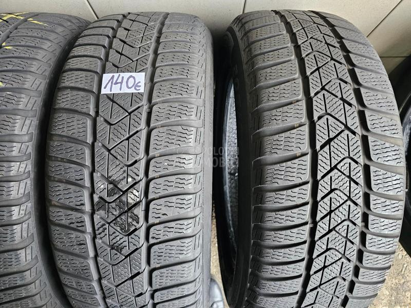 Pirelli 205/60 R16 Zimska