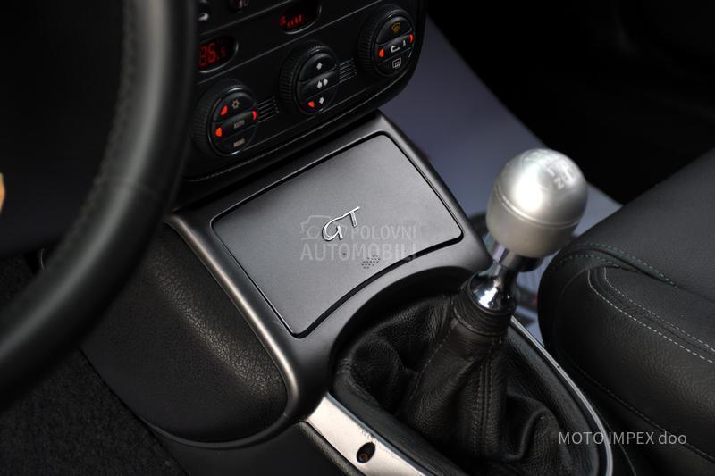 Alfa Romeo GT 1.9 JTD/UNIIKAT/CH