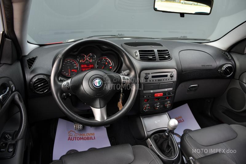 Alfa Romeo GT 1.9 JTD/UNIIKAT/CH