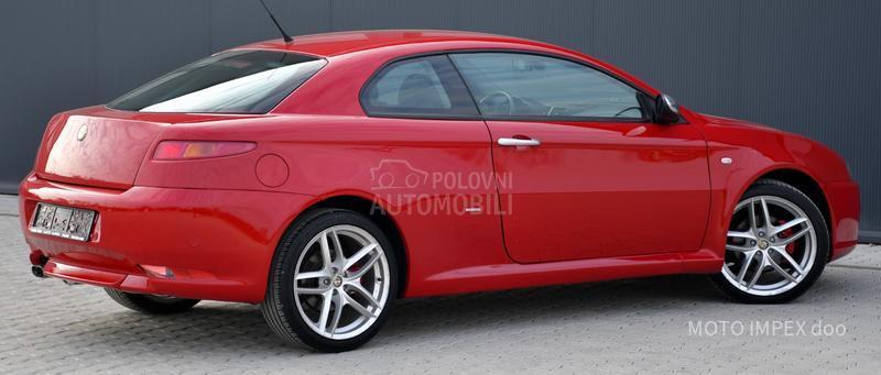 Alfa Romeo GT 1.9 JTD/UNIIKAT/CH