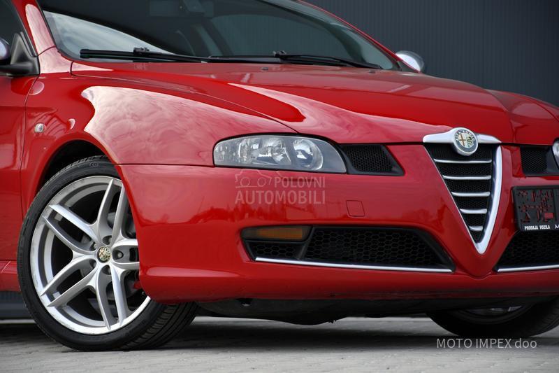 Alfa Romeo GT 1.9 JTD/UNIIKAT/CH