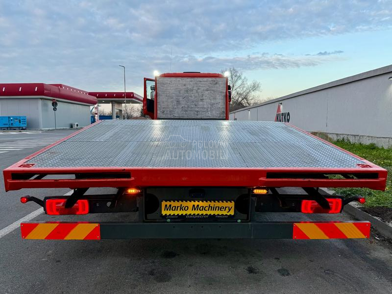 Scania P270 slep sluzba