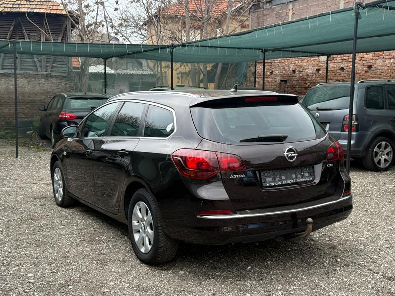 Opel Astra J 1.7 CDTI COSMO