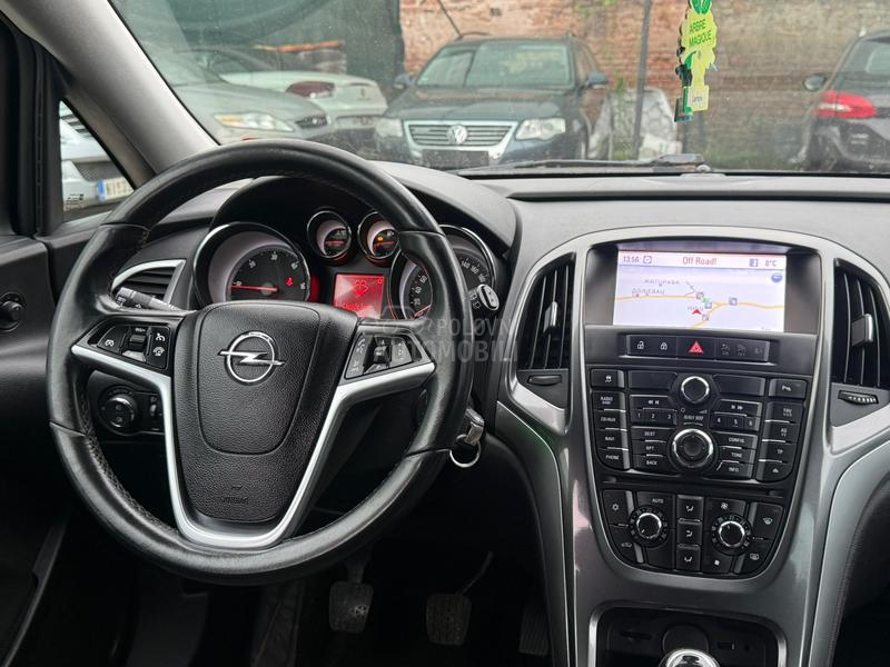 Opel Astra J 1.7 CDTI COSMO