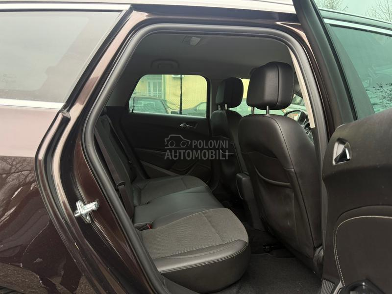 Opel Astra J 1.7 CDTI COSMO