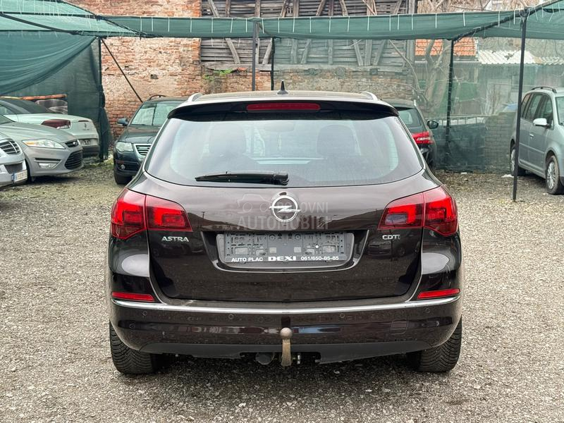 Opel Astra J 1.7 CDTI COSMO