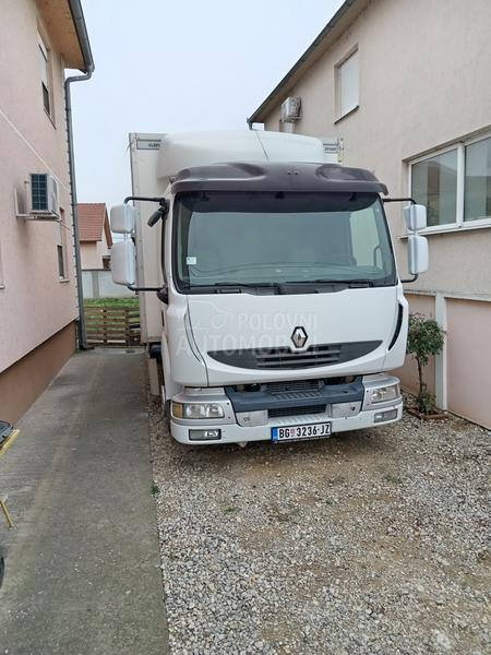 Renault Midlum