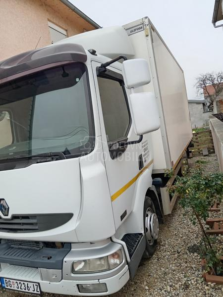Renault Midlum