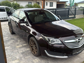 Opel Insignia 98.000 K.M/OPREMA