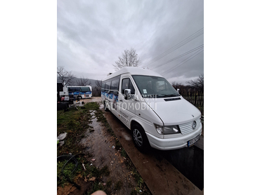 Mercedes Benz Sprinter