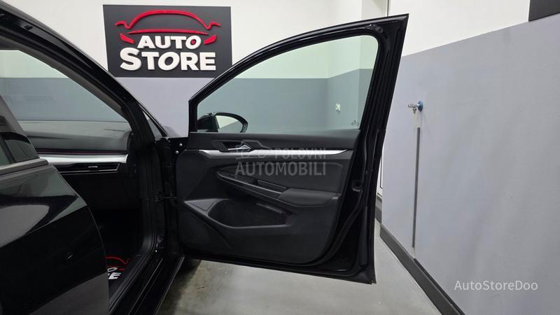 Volkswagen Golf 8 TSI Life