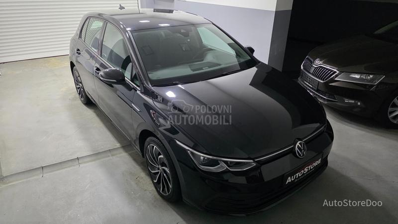 Volkswagen Golf 8 TSI Life
