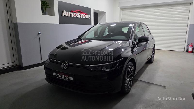 Volkswagen Golf 8 TSI Life