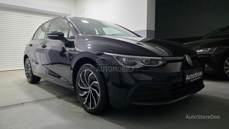 Volkswagen Golf 8 TSI Life