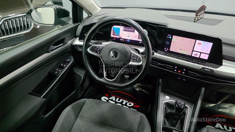 Volkswagen Golf 8 TSI Life
