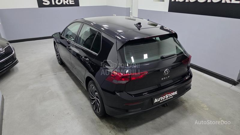 Volkswagen Golf 8 TSI Life