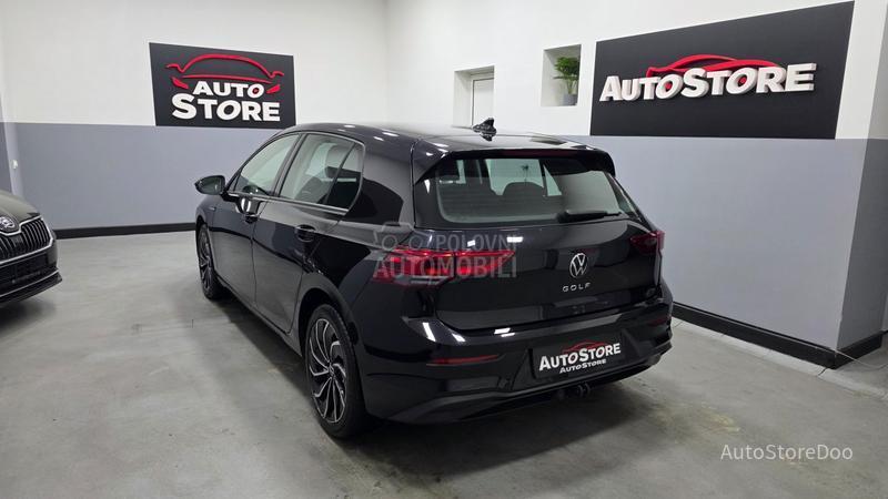 Volkswagen Golf 8 TSI Life