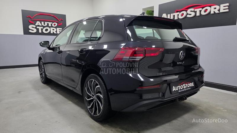 Volkswagen Golf 8 TSI Life