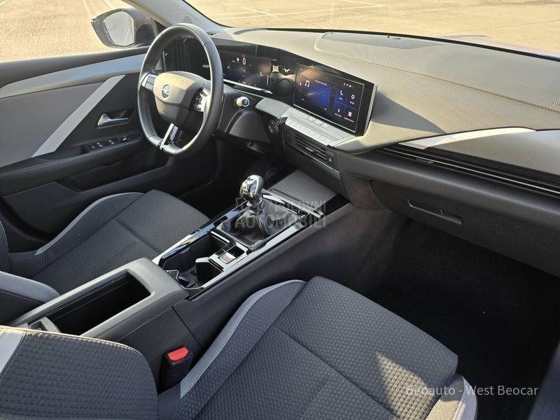 Opel Astra L EDITION TURBO 130