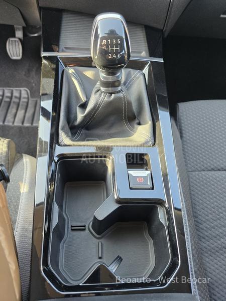 Opel Astra L EDITION TURBO 130