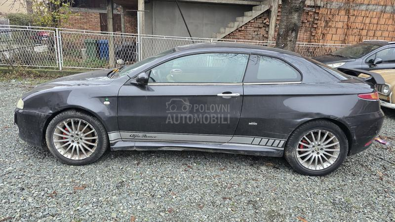 Alfa Romeo GT 1.9 mjet