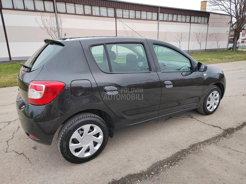 Dacia Sandero 1,2i 2013g