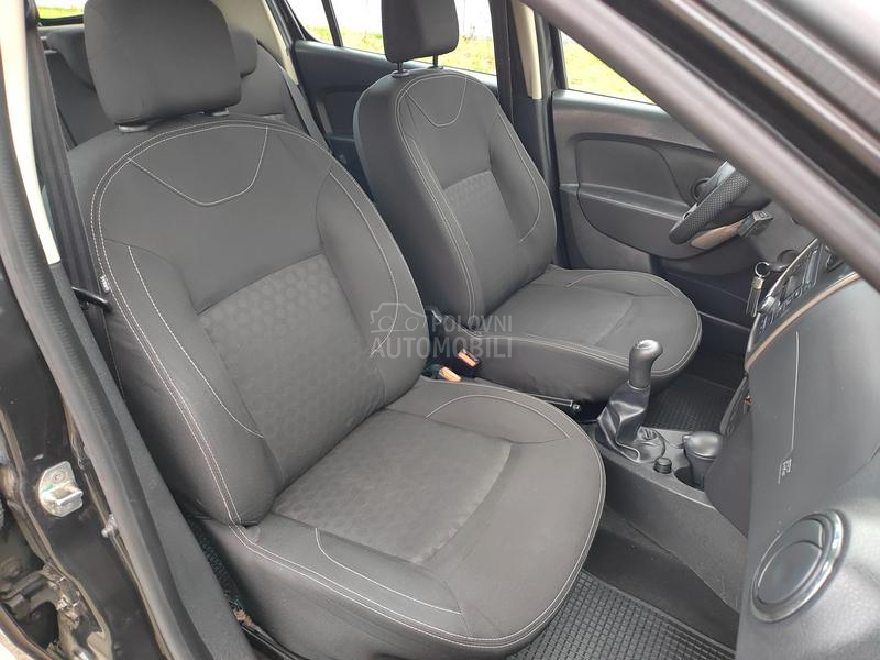 Dacia Sandero 1,2i 2013g