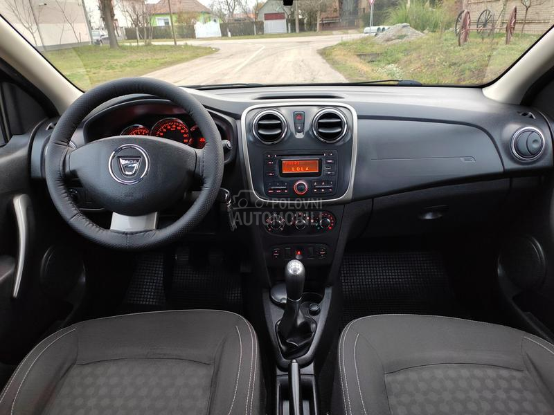 Dacia Sandero 1,2i 2013g