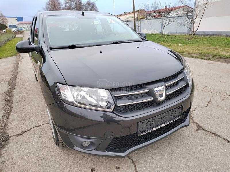 Dacia Sandero 1,2i 2013g