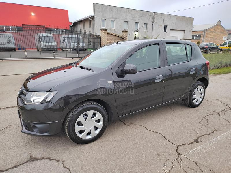 Dacia Sandero 1,2i 2013g