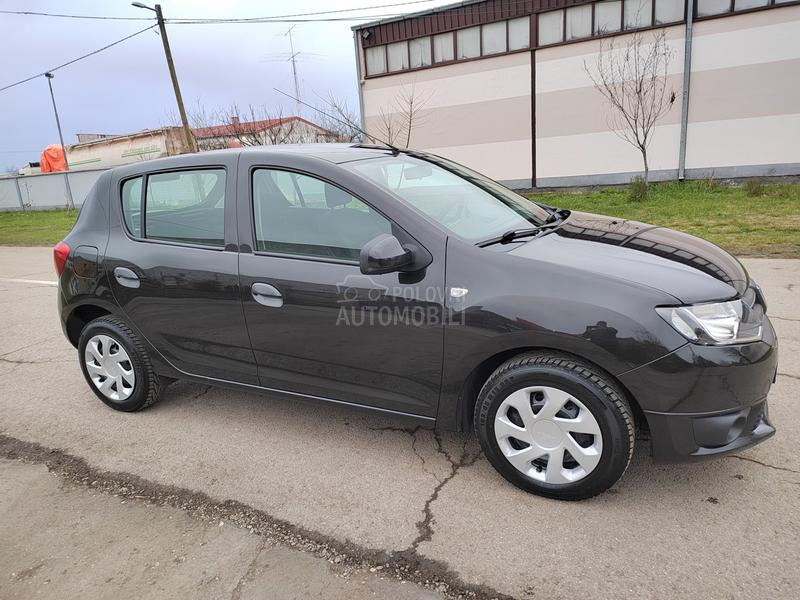 Dacia Sandero 1,2i 2013g