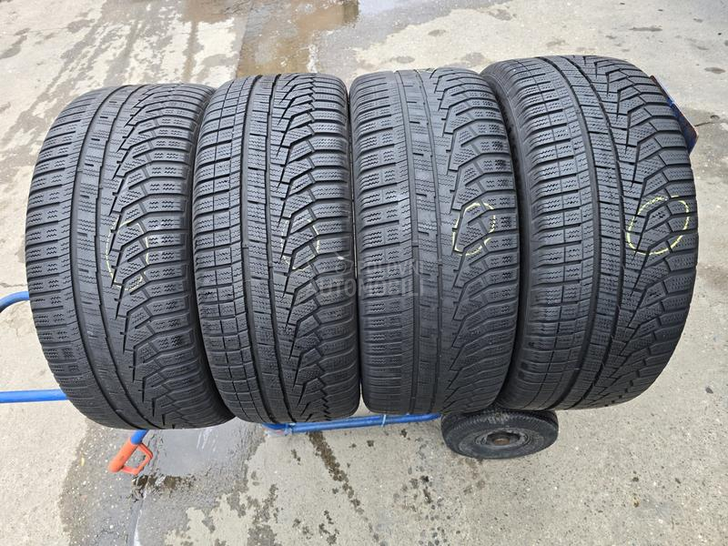 Hankook 225/40 R18 Zimska