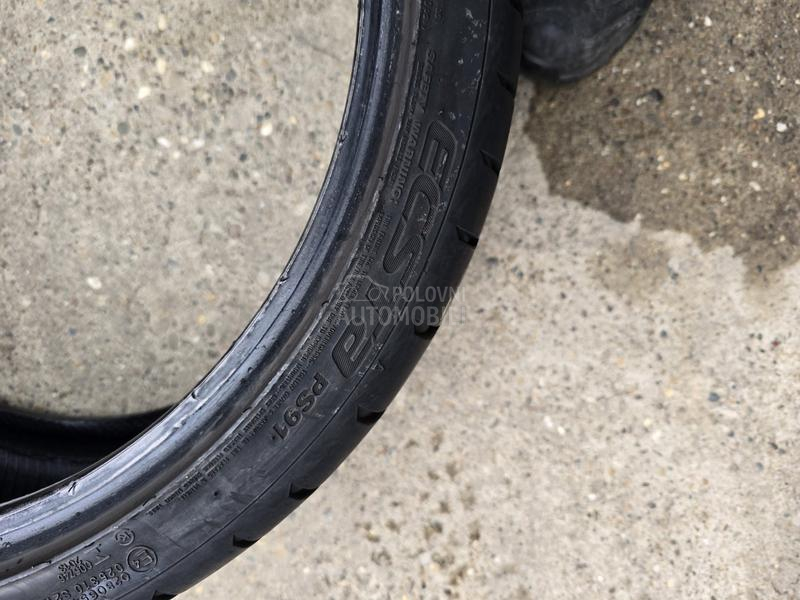 Kumho 255/30 R19 Letnja