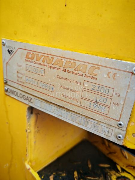 Dynapac CC102/F NEISPRAVAN
