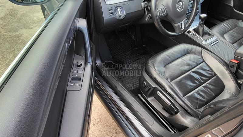 Volkswagen Passat B7 2.0 tdi