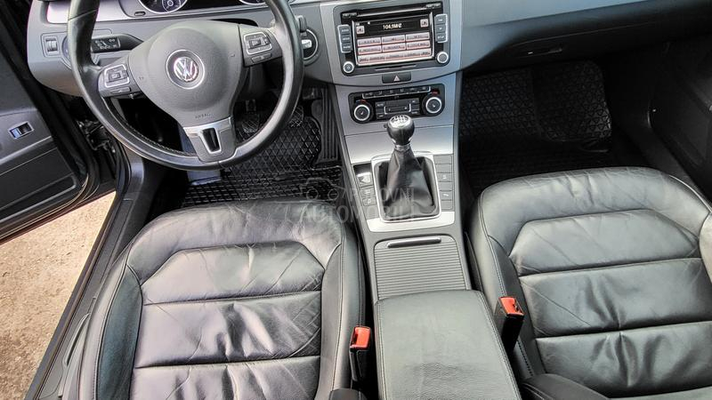 Volkswagen Passat B7 2.0 tdi