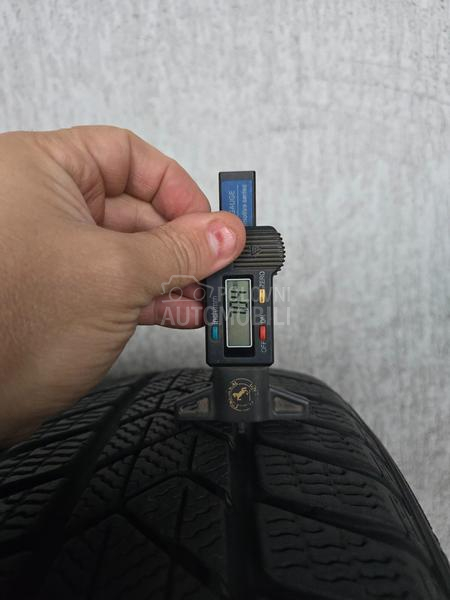 Pirelli 205/60 R17 Zimska