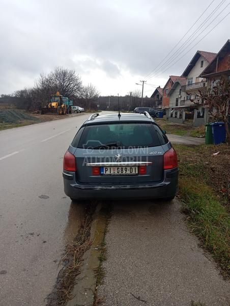 Peugeot 407 
