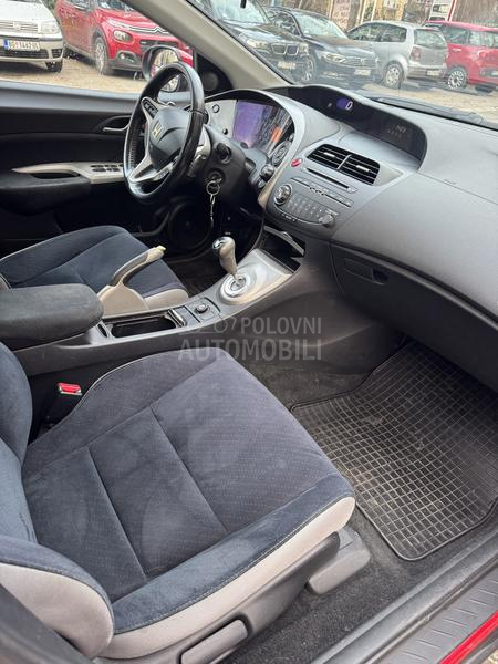 Honda Civic 1.8i-VTEC