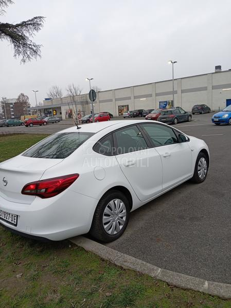 Opel Astra J 1.4