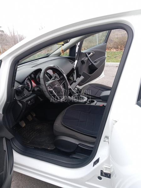 Opel Astra J 1.4