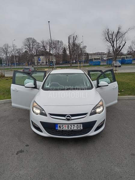 Opel Astra J 1.4