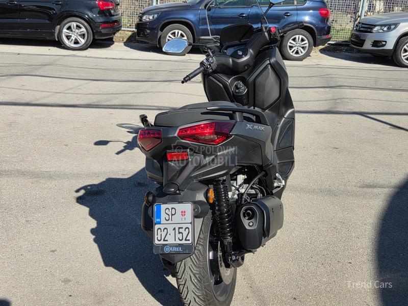 Yamaha X MAX 300
