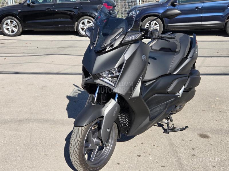 Yamaha X MAX 300