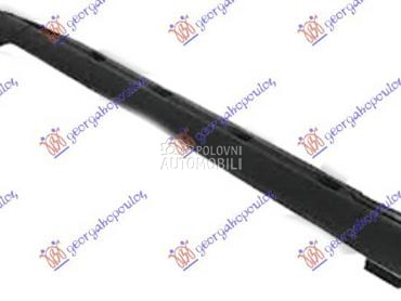 SAJTNA PLASTICNA PREDNJA Levo za Volkswagen Passat B6 od 2005. do 2011. god.