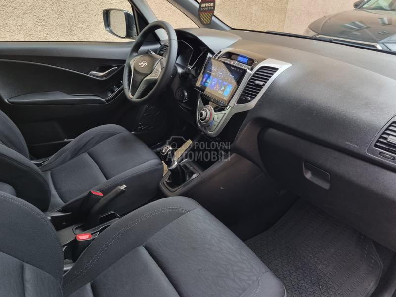 Hyundai ix20 1.6b blue-drive