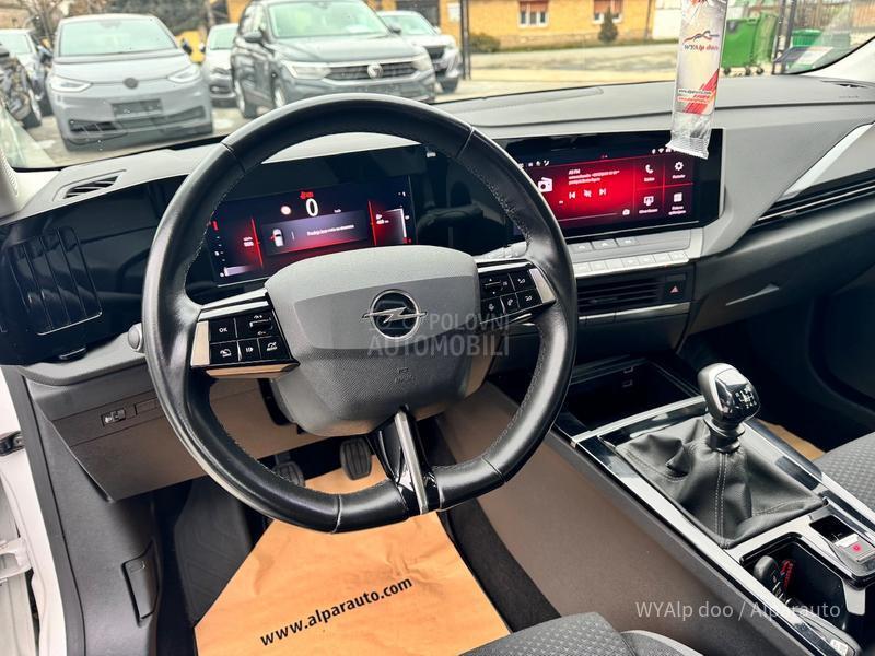 Opel Astra L 1.2T EDITION