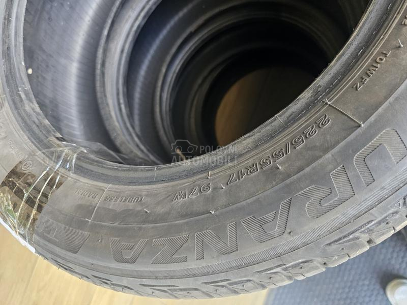 Bridgestone 205/55 R17 Letnja
