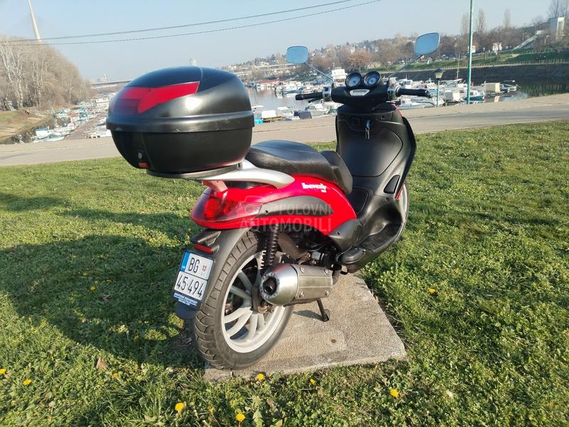Piaggio Beverly