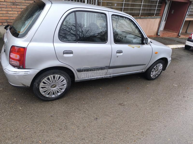 Nissan Micra 